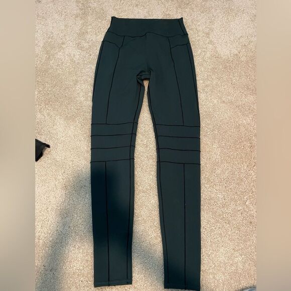 Alo Yoga High Waist Endurance Legging - Picture 3 of 4